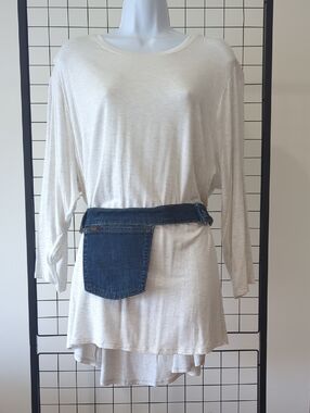 Levi's Pocket Accessory. Extra Pocket Space.